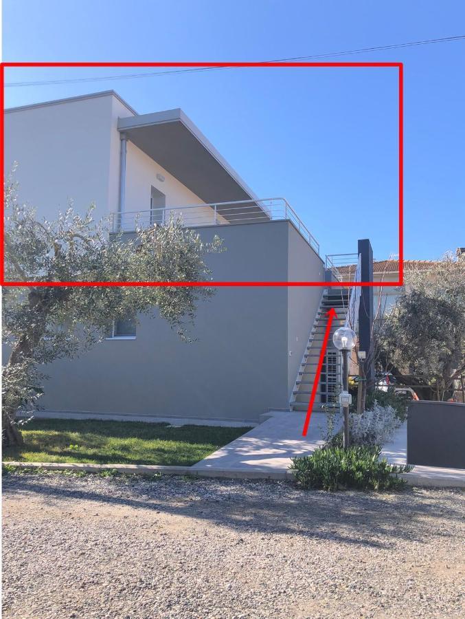 Casa Ginevra A Cecina By Zoom In Earth Apartment Exterior photo